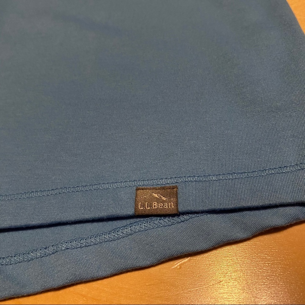 Women’s L.L. Bean Graphic Tee - Picture 3 of 5